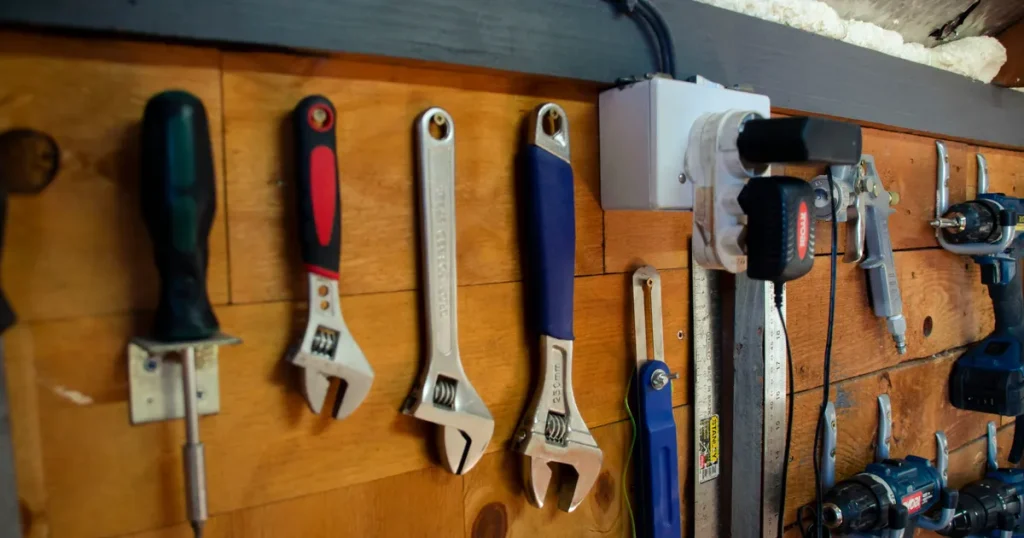 Best Affordable Home Repair Tools: Features & Usage Guide